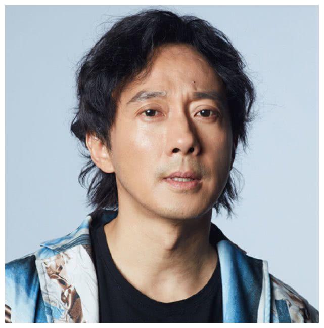 天生自带绅士的气质,演了75部戏也没红,今50岁快被遗忘了|赵立新|绅士