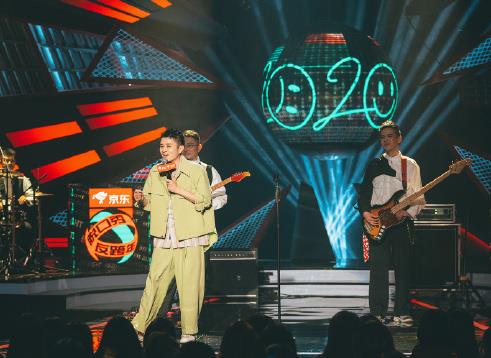 脱口秀反跨年:李诚儒说我的CP是郭敬明,王勉称螃蟹红了就死了休闲区蓝鸢梦想 - Www.slyday.coM 脱口秀反跨年:李诚儒说我的CP是郭敬明,王勉称螃蟹红了就死了休闲区蓝鸢梦想 - Www.slyday.coM