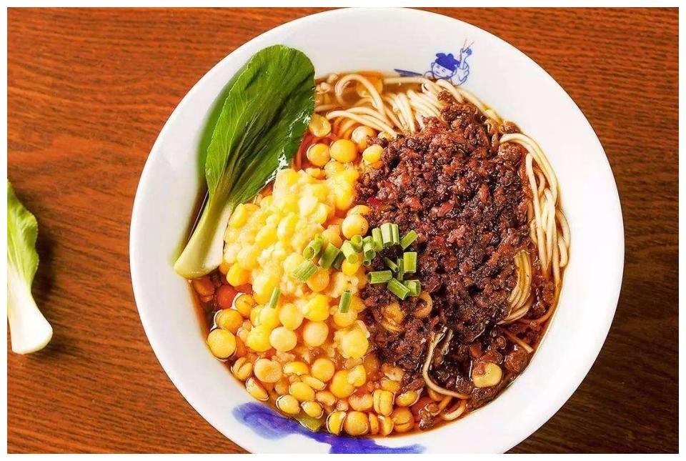 面馆老板免费分享，重庆小面制作流程，从小料到臊子一一为你讲解休闲区蓝鸢梦想 - Www.slyday.coM