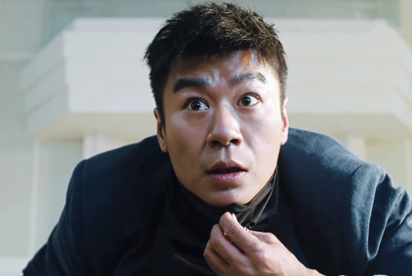 他曾和吴京是演对手戏,如今一个票房过百亿,一个还在装嫩