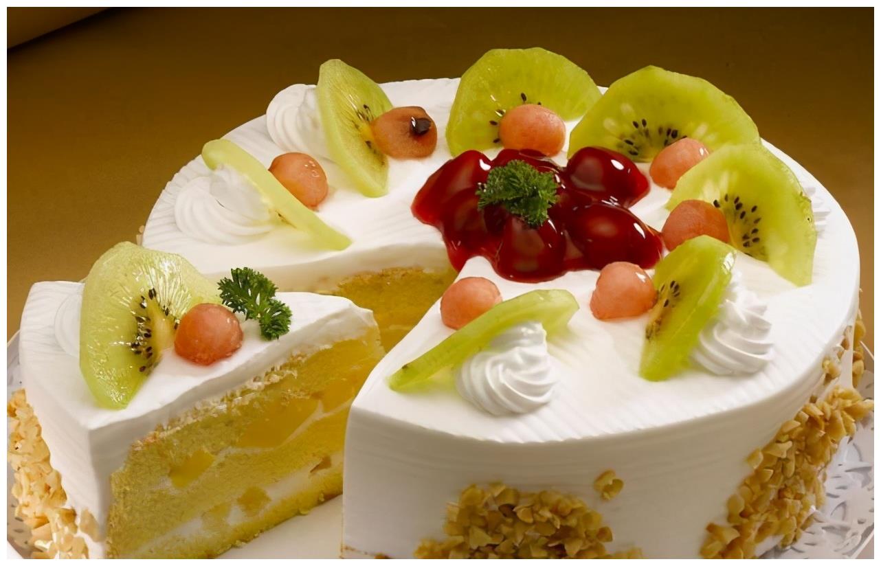6寸水果蛋糕的做法_【图解】6寸水果蛋糕怎么做如何做好吃_6寸水果蛋糕家常做法大全_骢小骢_豆果美食
