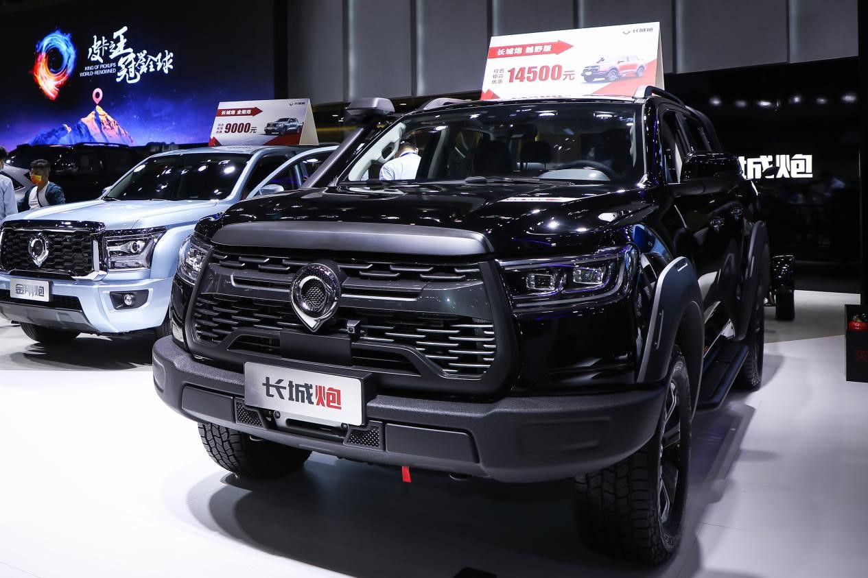 又man又酷长城炮携2022款黑弹越野炮金刚炮等新车型亮相