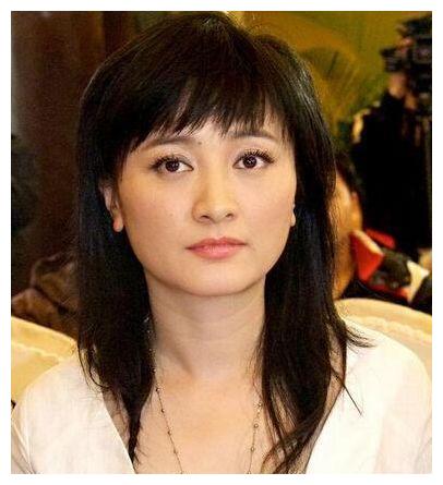 她9岁出道,是蔡明的"女儿",被称最美妖怪,今年过40却无人识|虞梦|蔡明