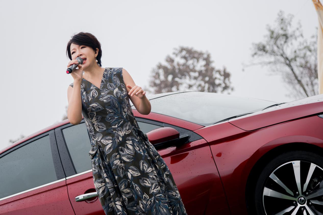 朴树叶蓓莫西子诗等音乐人献唱音乐节