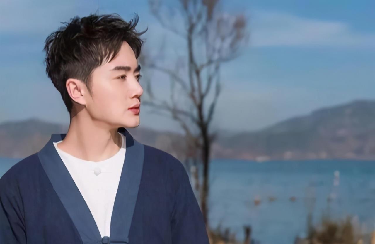 余少群:27岁因《梅兰芳》走红,却遇事业瓶颈,今39岁无戏拍