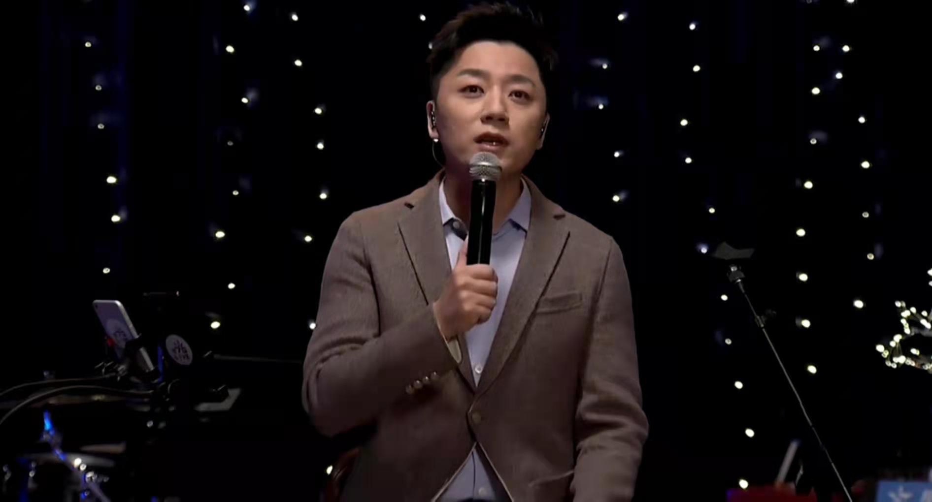 张磊用声音讲述追梦故事 三专筹备力求突破自我|中国好声音|张磊_新浪