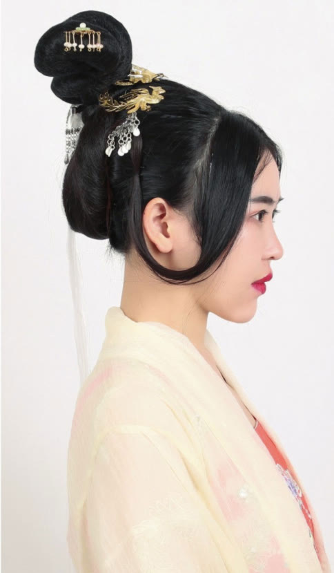 唐风造型:灵蛇髻双垂环盘发