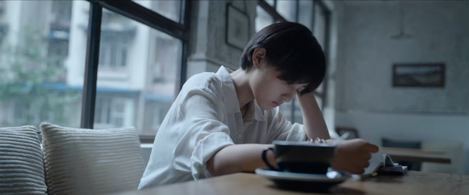 张子枫秘密访客我的姐姐接力定档冷酷姐姐角色引期待