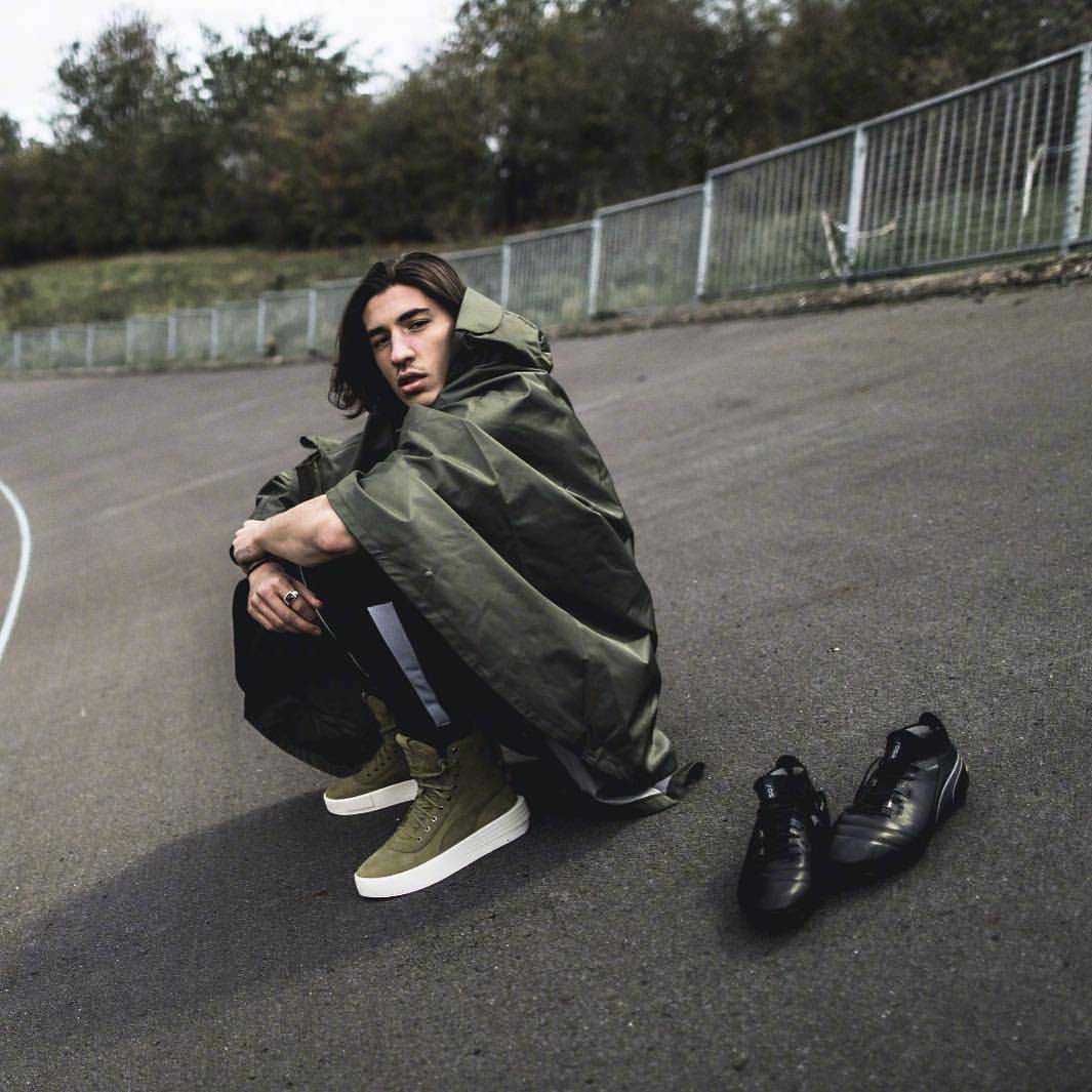 阿森纳俱乐部晒出球员贝莱林的照片,贝莱林平时也是时尚达人_高清图集