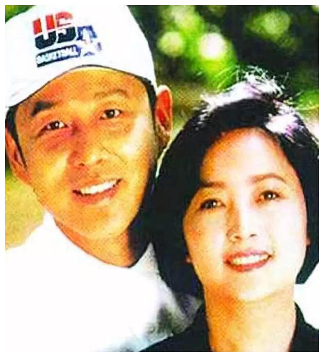 杜宪、陈道明的神仙婚姻，你以为是深情至极，其实背后藏着秘密__财经头条