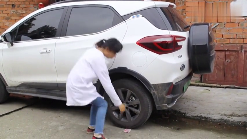 保时捷发动机被美女车主一脚油门干坏,看我如何把它大卸八块