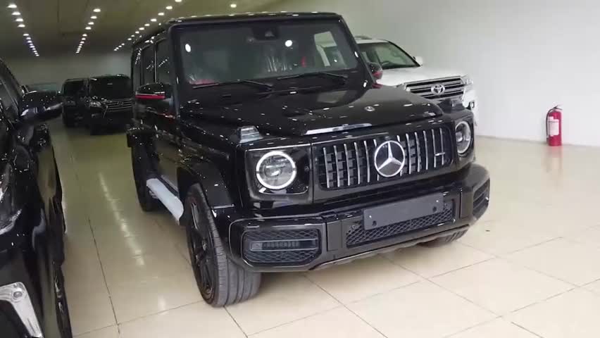 奔驰g雷克萨斯570揽胜加长版和陆巡到店选哪款自己定