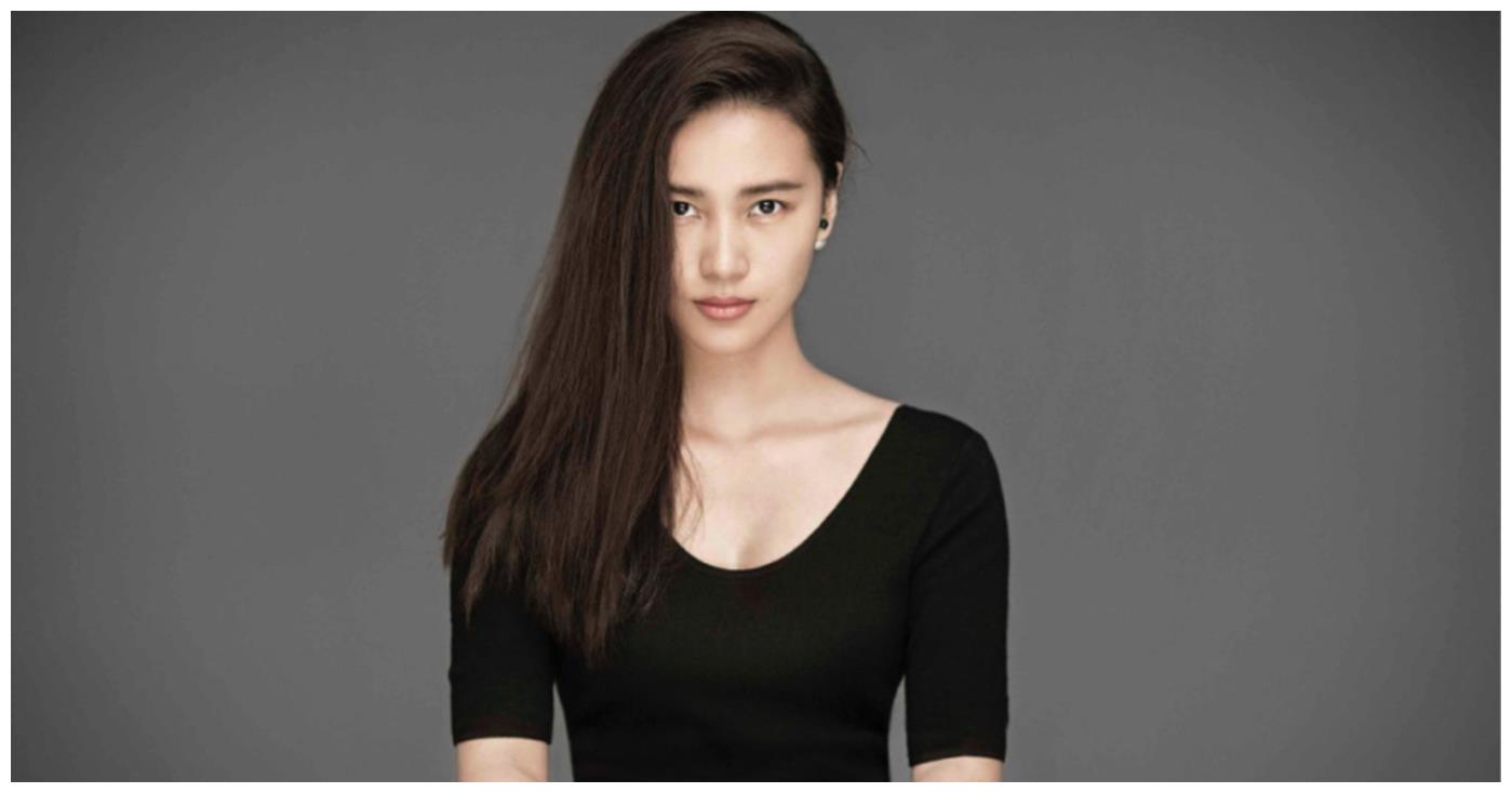 陈漫本人也是不折不扣的大美女,其颜值比不少明星都要高.