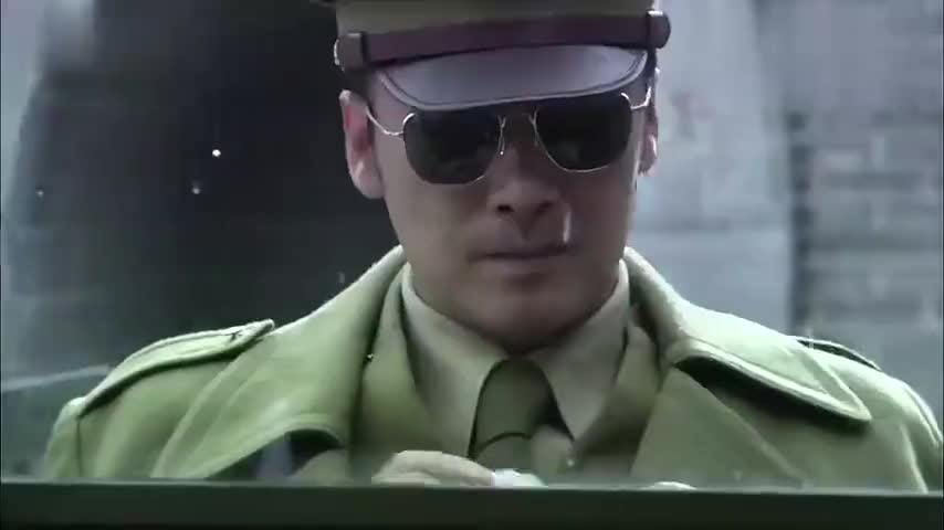 风筝,军统六哥有多残忍?咬破自己的手指舔血,真是个狠人