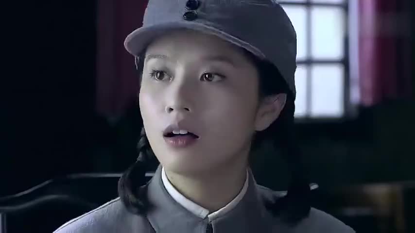 雪豹:聊天谈到周卫国,陈怡张楚对视一眼,别有深意啊!