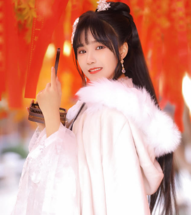 女团bej48苏杉杉古装造型,犹如坠入凡尘的仙子,不拍古装可惜了