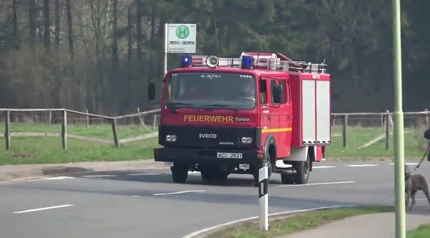 意大利警车消防车出警场面这声