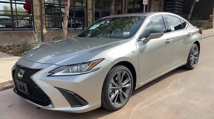 雷克萨斯ES350一般人养得起 新款价格和车型区别有哪些