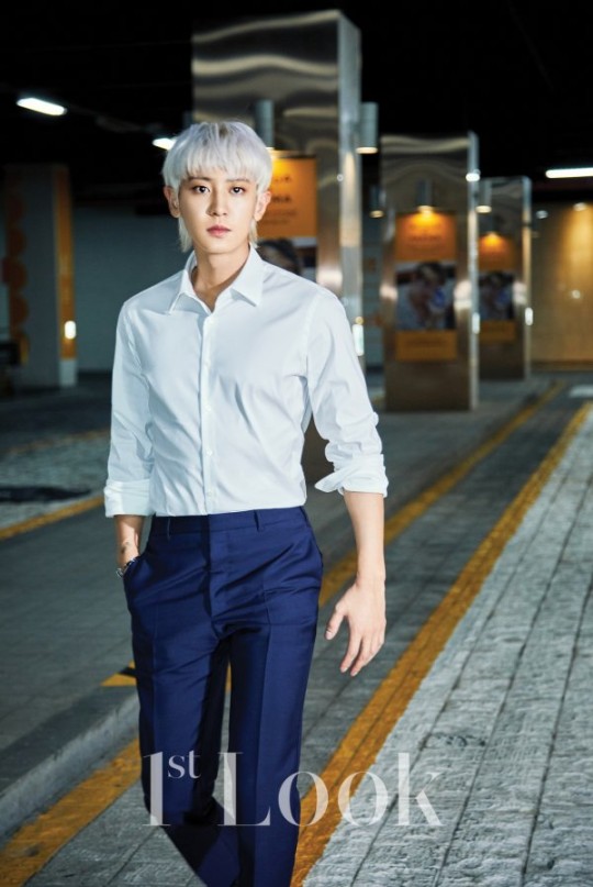 exo朴灿烈最新杂志写真穿白衬衫精英感十足