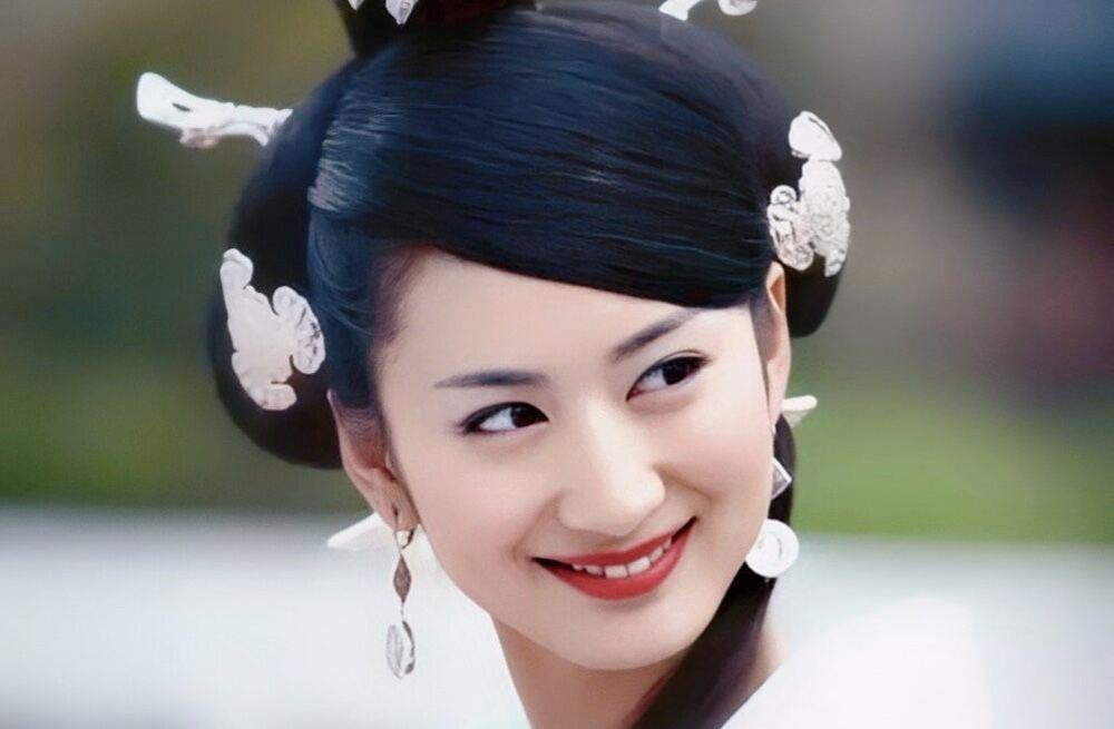 郭珍霓:媚骨天成,再找不到第二个这样的女星