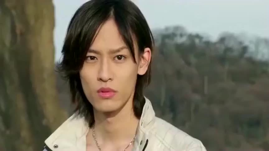 假面骑士:有了骑士一号的变身卡王小明,没想到他还会伪装声音