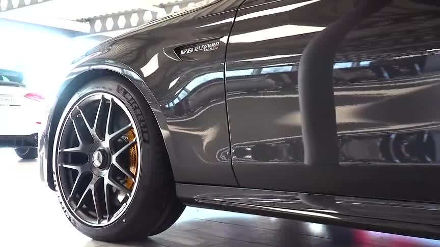 2021款奔驰amge63s4matic ,v8biturbo,612匹马力