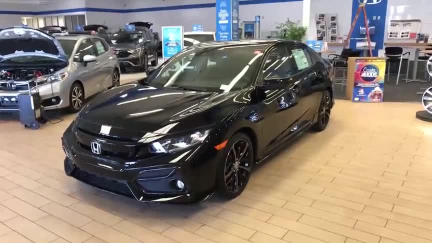 2021款本田思域两厢版终于到店,近距离了解后,给个不喜欢理由