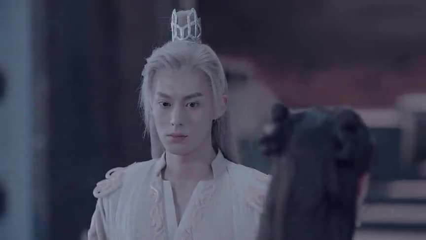 遇龙流萤不想喝八泪饮她不想忘记尉迟龙炎