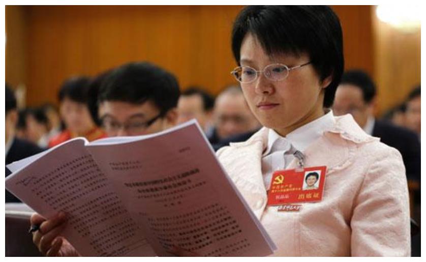 安徽女孩因误诊瘫痪,29岁成为轮椅美女博士,如今是高校著名教授休闲区蓝鸢梦想 - Www.slyday.coM 安徽女孩因误诊瘫痪,29岁成为轮椅美女博士,如今是高校著名教授休闲区蓝鸢梦想 - Www.slyday.coM