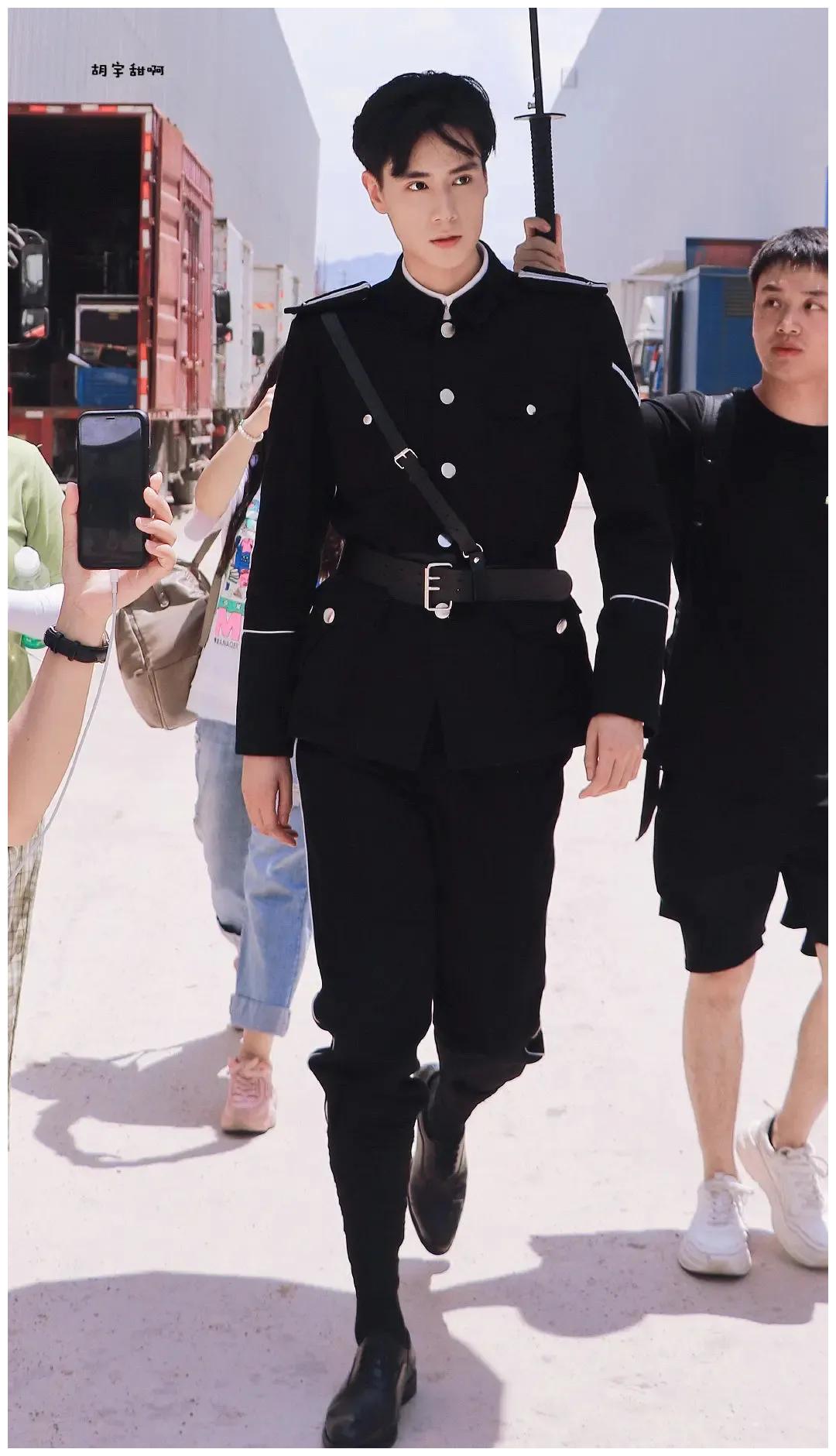 身高185的90后男演员胡一天遭质疑刘昊然有点意外