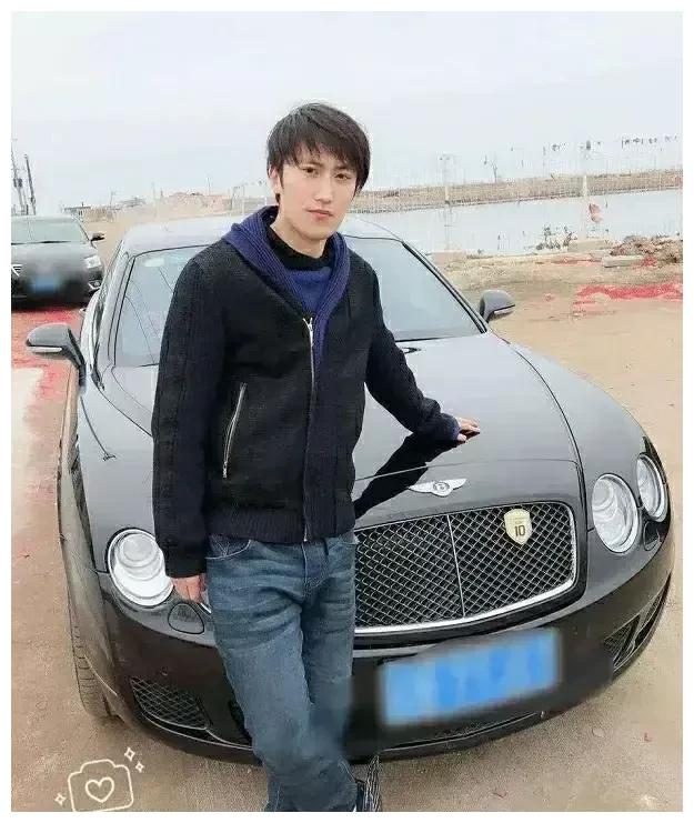 赵本山和他的最有钱徒弟吴云飞究竟谁的名气更大