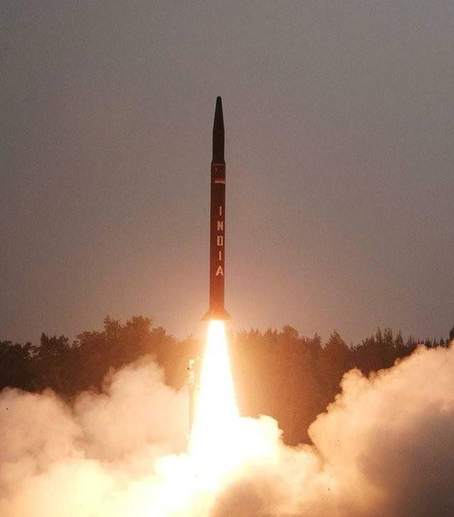 新威胁！印度成功试射一款新型核弹道导弹，放心，中国有红旗19休闲区蓝鸢梦想 - Www.slyday.coM
