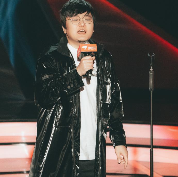 脱口秀反跨年:李诚儒说我的CP是郭敬明,王勉称螃蟹红了就死了休闲区蓝鸢梦想 - Www.slyday.coM 脱口秀反跨年:李诚儒说我的CP是郭敬明,王勉称螃蟹红了就死了休闲区蓝鸢梦想 - Www.slyday.coM