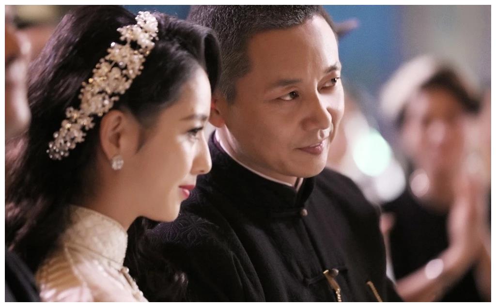 张嘉译同学刘奕君 因得罪宋佳10年无戏可拍 45岁给胡歌当配角爆红