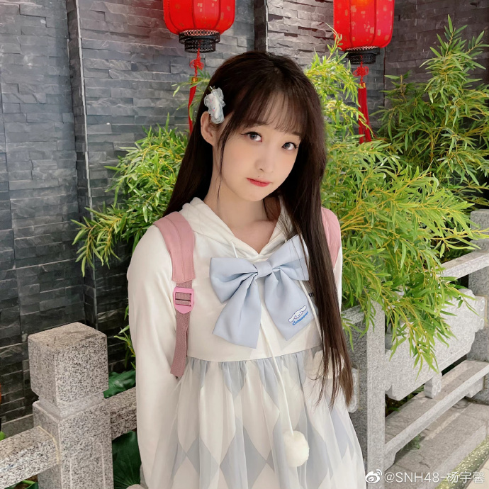 snh48杨宇馨小姐姐可爱美照欣赏真好看
