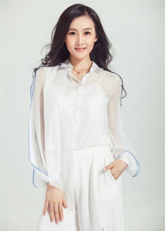 明星钱璇靓丽写真,清新灵动,尽显少女甜美气息_高清图集_新浪网