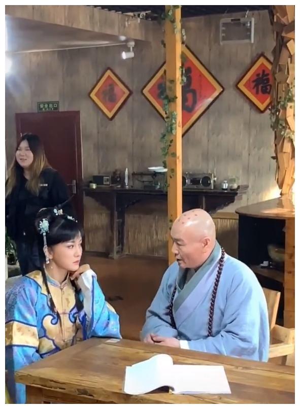 38岁"小桃红"扮相依然清纯,拍摄康熙私访外传|侯堃|康熙微服私访记|小