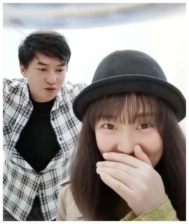 32岁廖景萱变脸认不出,被吐槽吃老本|廖景萱|袁奇峰|小蓝_新浪新闻