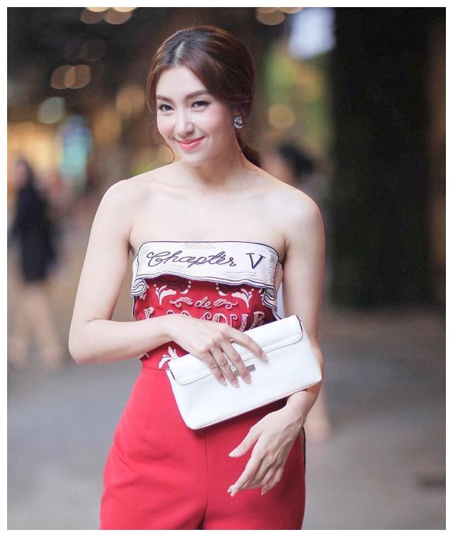 皮查雅·瓦塔那蒙迪里8.平采娜·乐维瑟派布恩9.