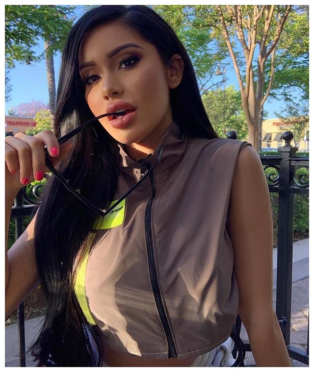 美丽迷人的美国模特janetguzman|模特|红人|别针_新浪新闻