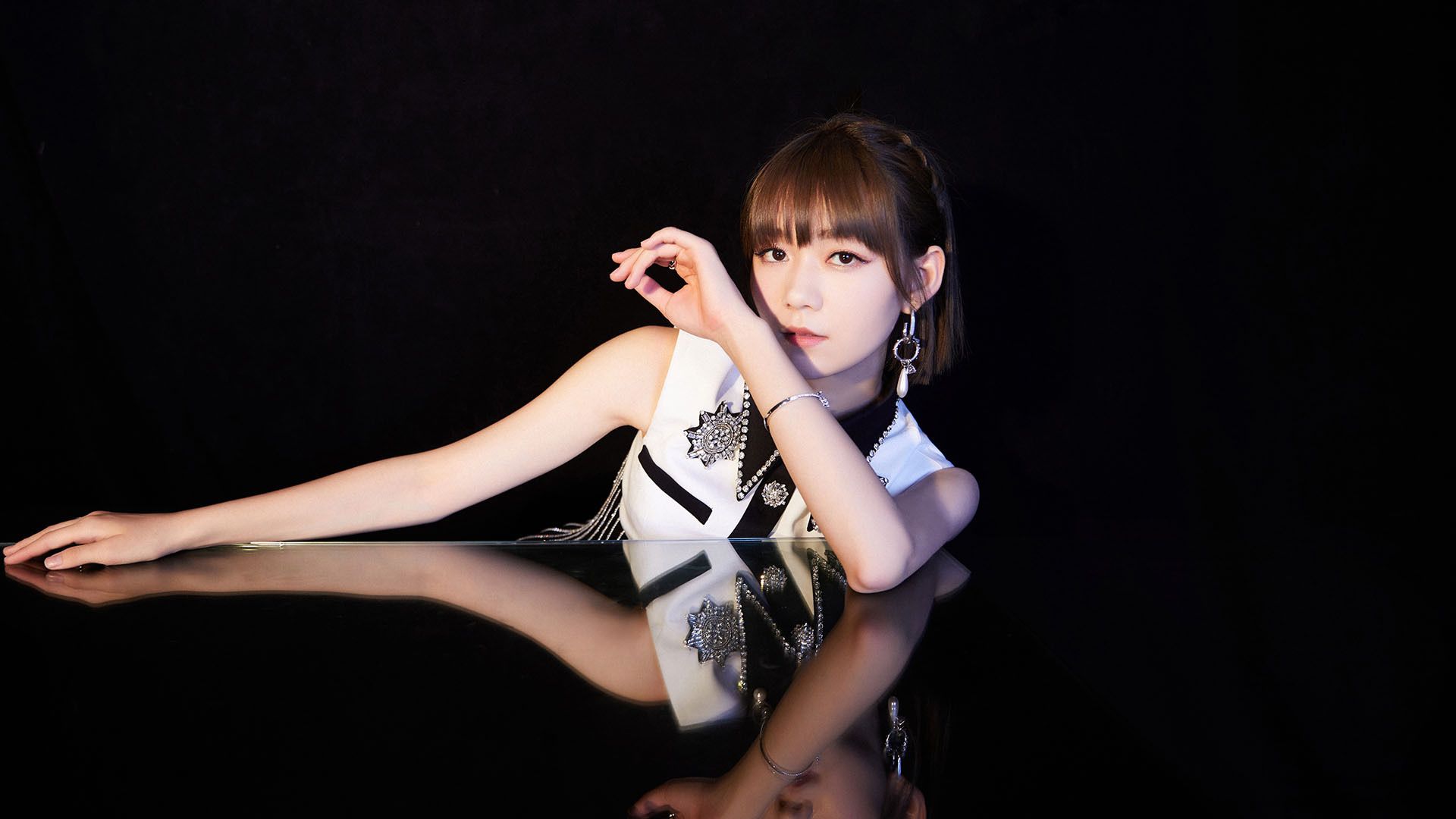 火箭少女101成员高清壁纸来袭,大家喜欢吗?