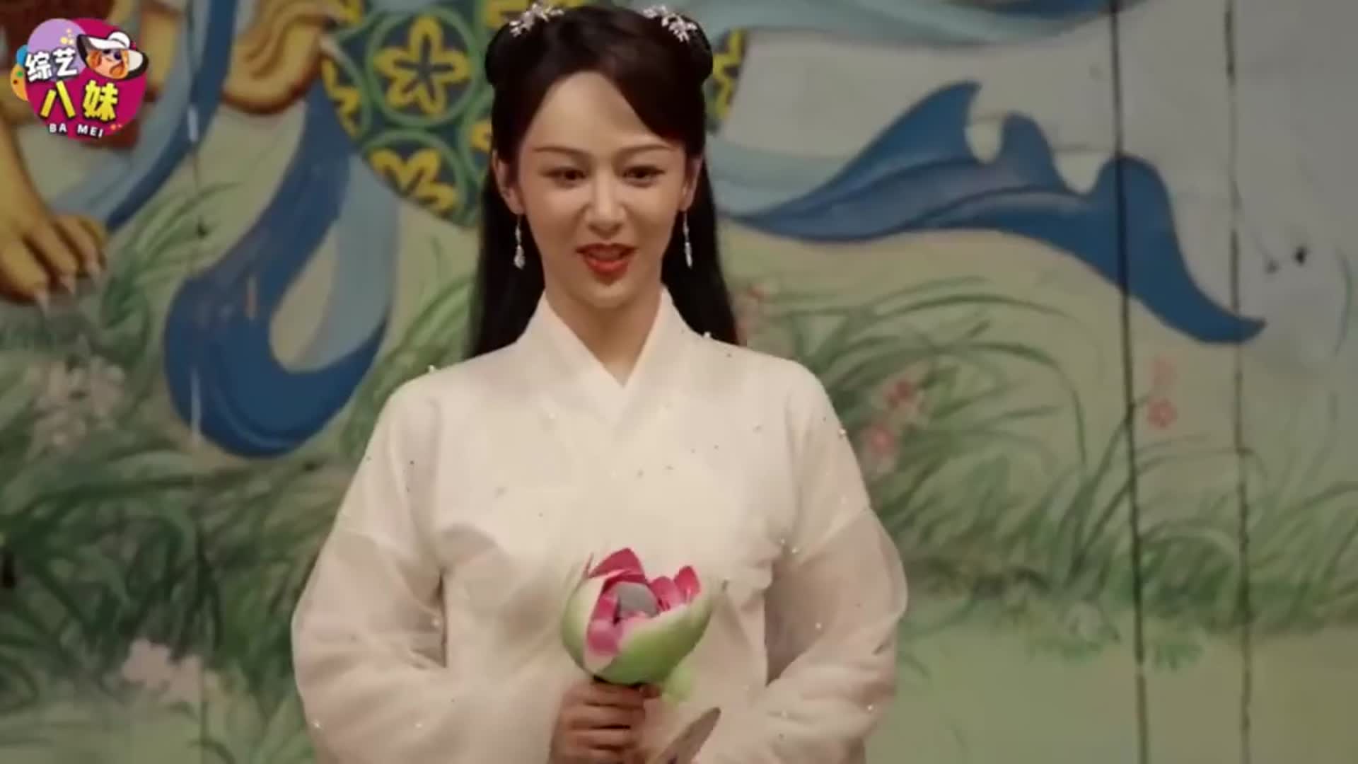 最美蛇仙杨紫赵雅芝合唱千年等一回两代白娘子罕见同框