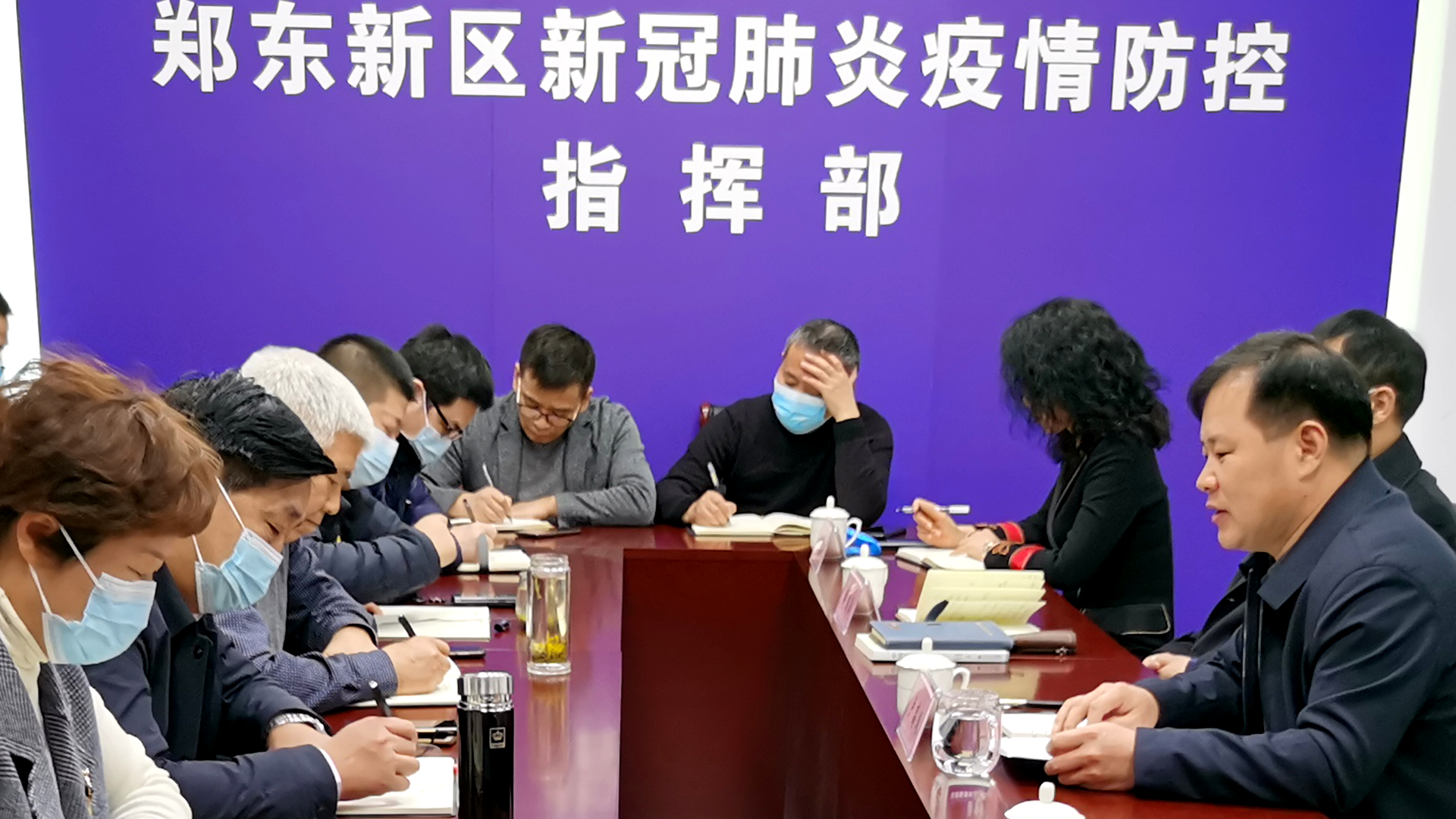 昌吉州党委教育工委常务副书记、教育局党组书记是什么级别的干部