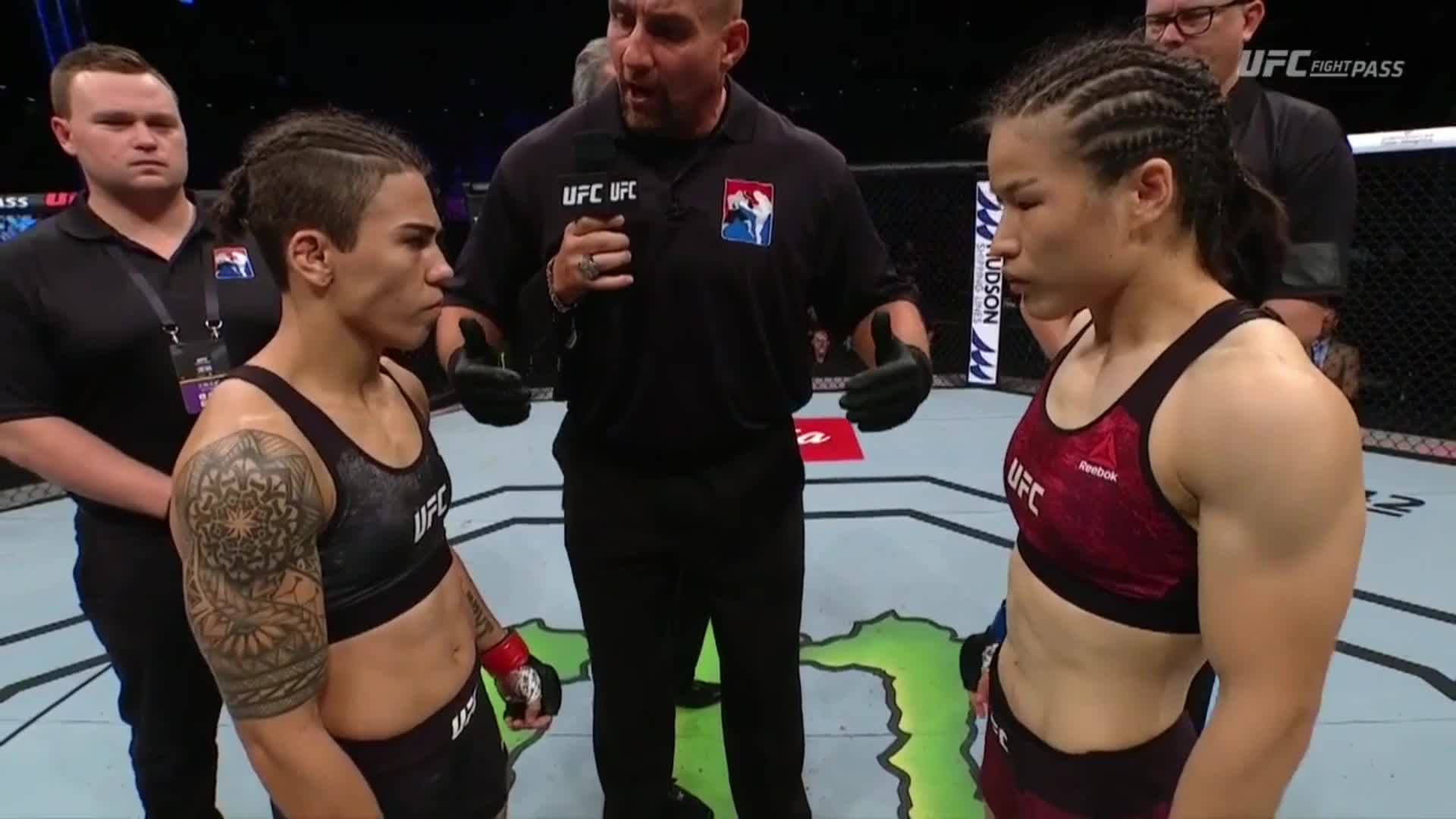 张伟丽vs安德拉德比赛回顾42秒tko加冕ufc冠军