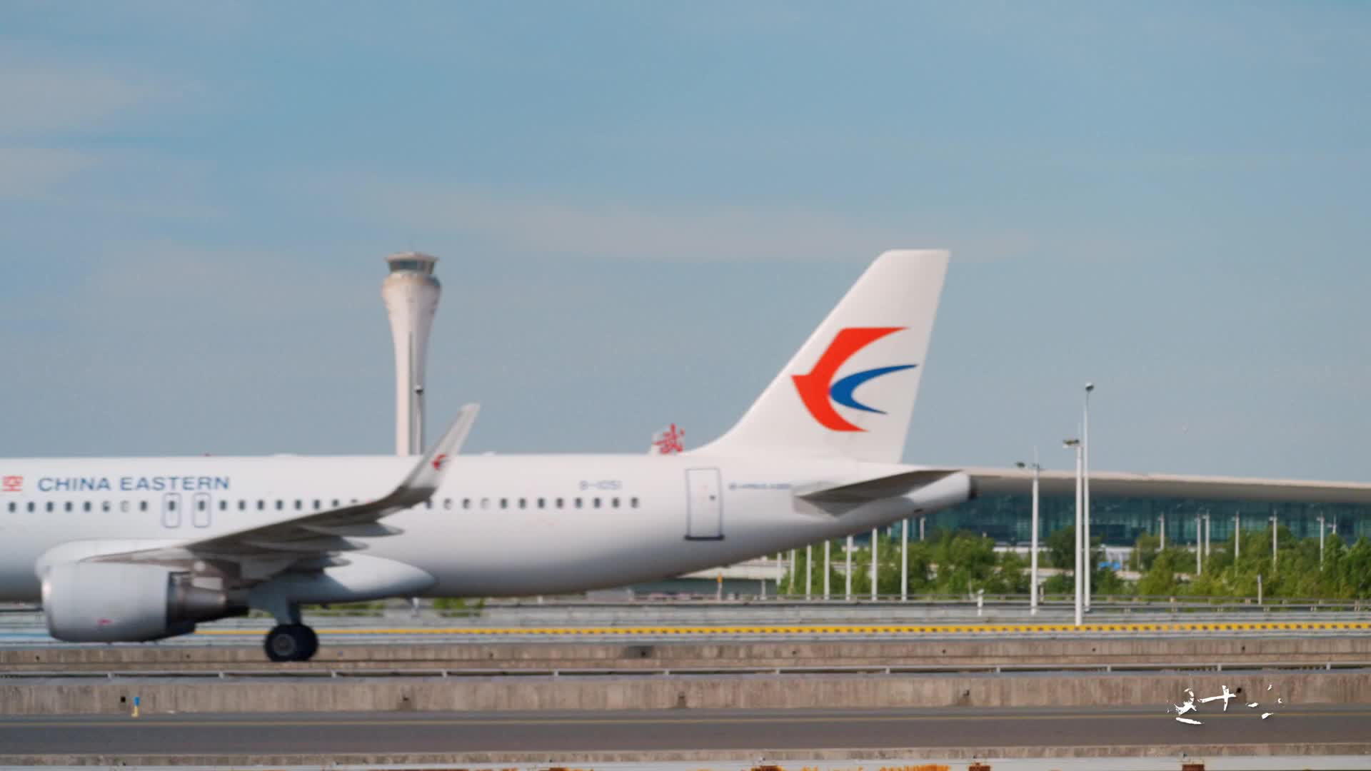 《这十年·幸福中国》73位时尚奶奶点亮“黄金时代”