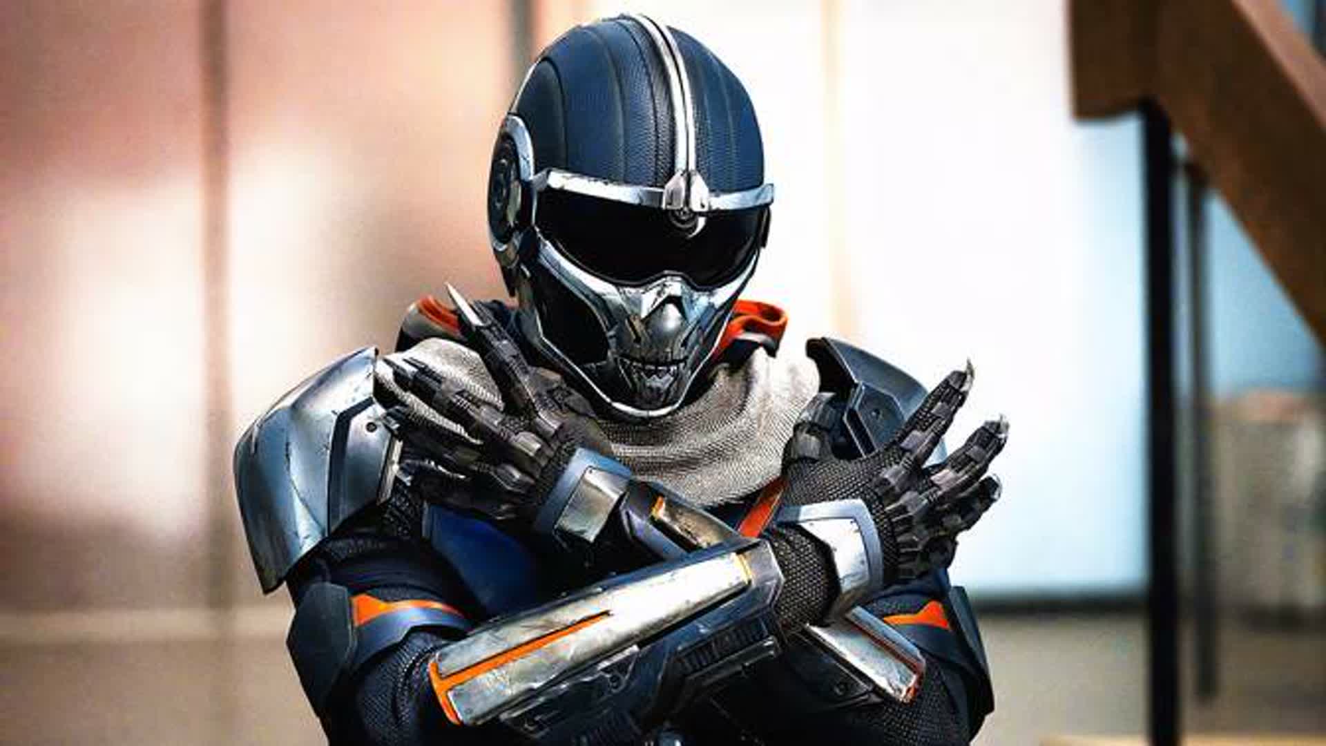 黑寡妇的同门师妹，能力远胜美队，甚至能模仿鹰眼和黑豹