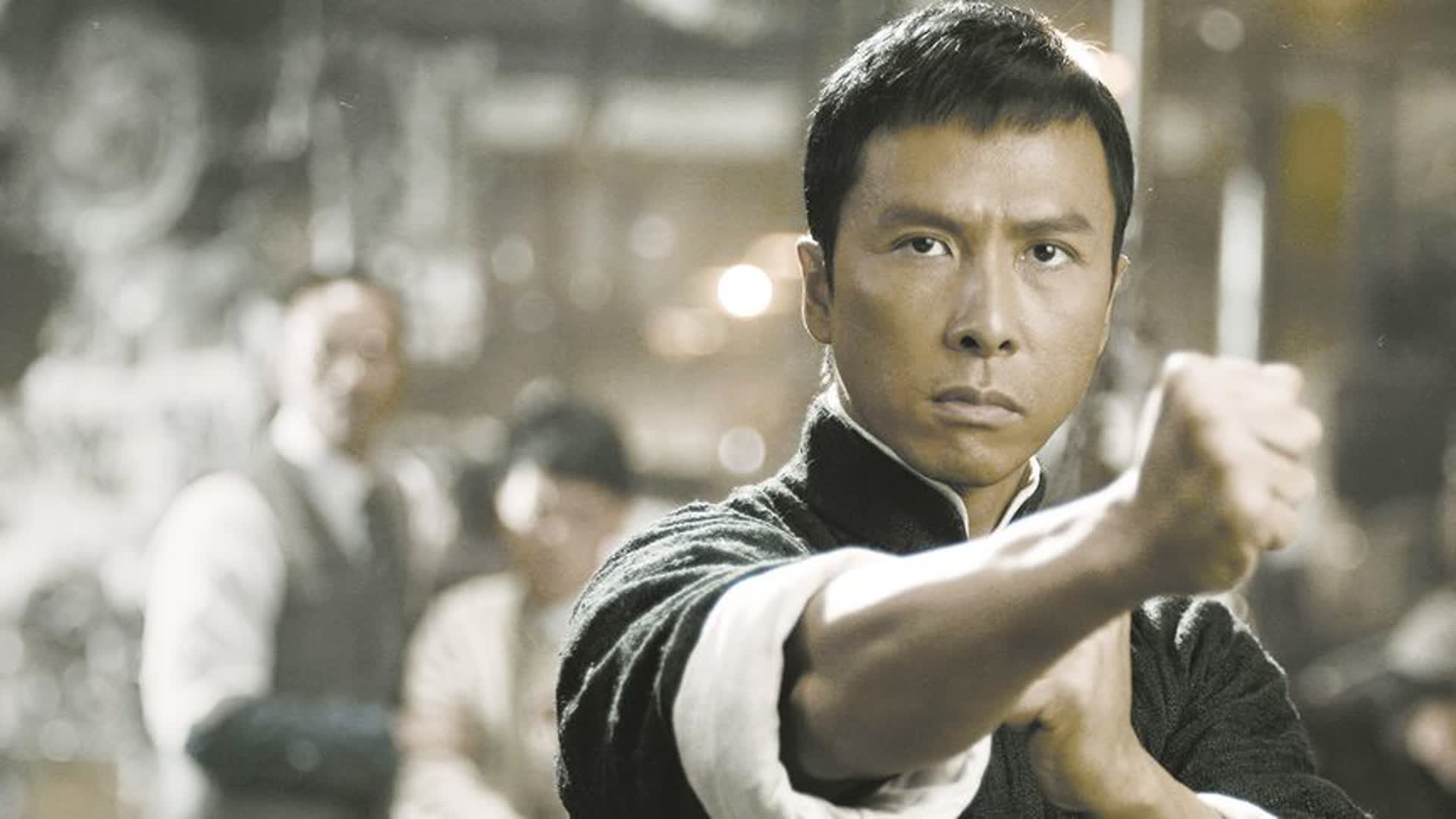 重温甄子丹《叶问》系列第一部，我要打十个，看得让人热血沸腾！