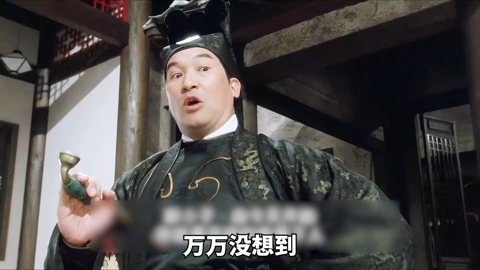 港片一代经典大侠，巅峰期星爷只配给他跑龙套，却被一场戏变谐星