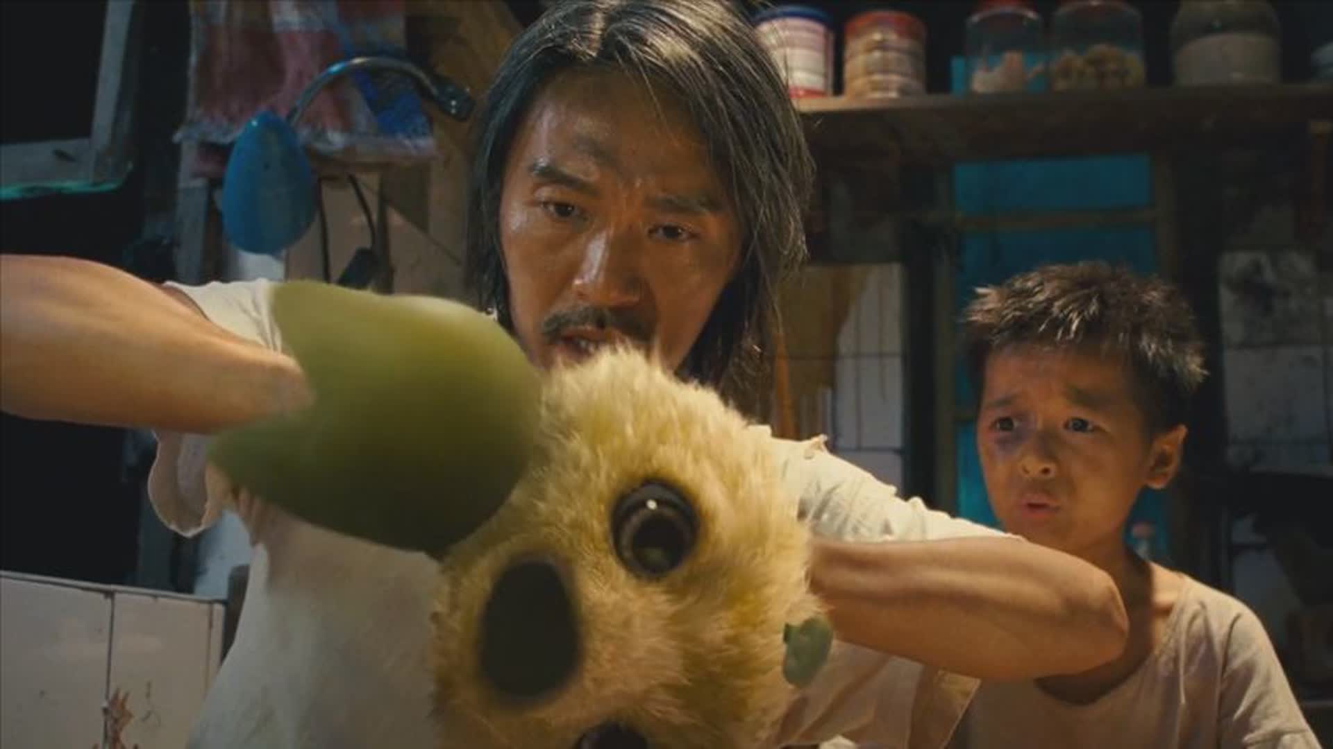 周星驰主演最后一部电影《长江七号》，片中小男孩都长成了大美女