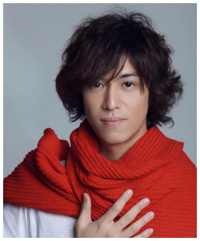 被称为黑道太子爷的陈楚河在娱乐圈低调多年你认识他吗